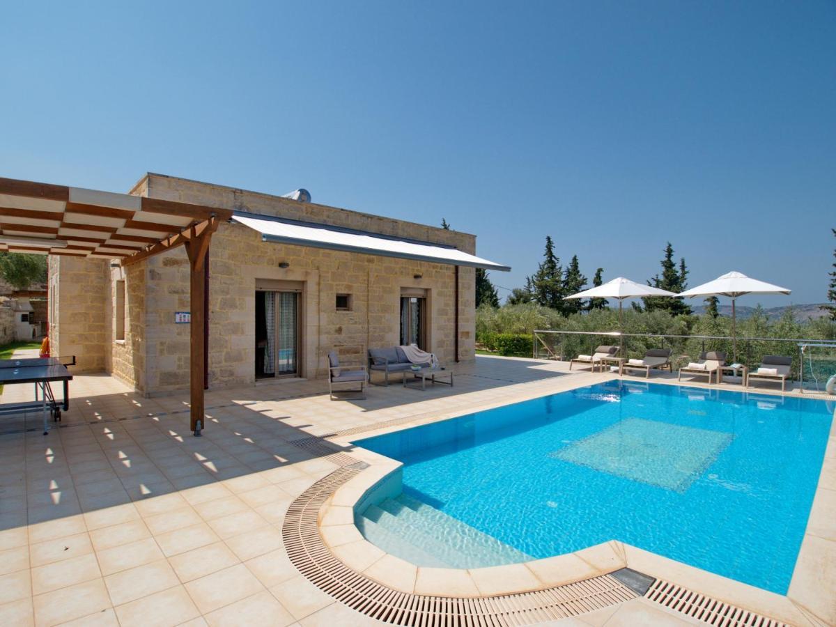 Villa Olivia With Pool Vrises Crete Alikampos ภายนอก รูปภาพ