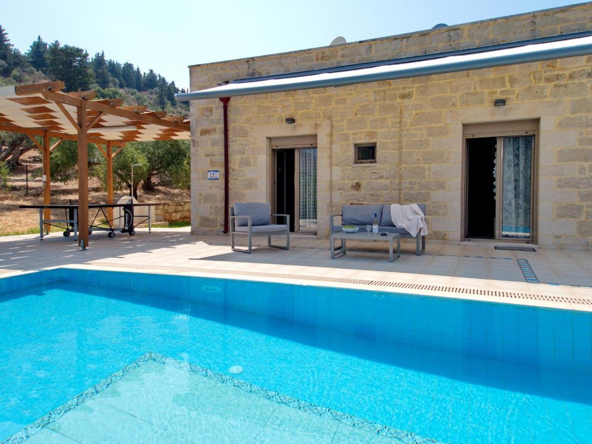 Villa Olivia With Pool Vrises Crete Alikampos ภายนอก รูปภาพ